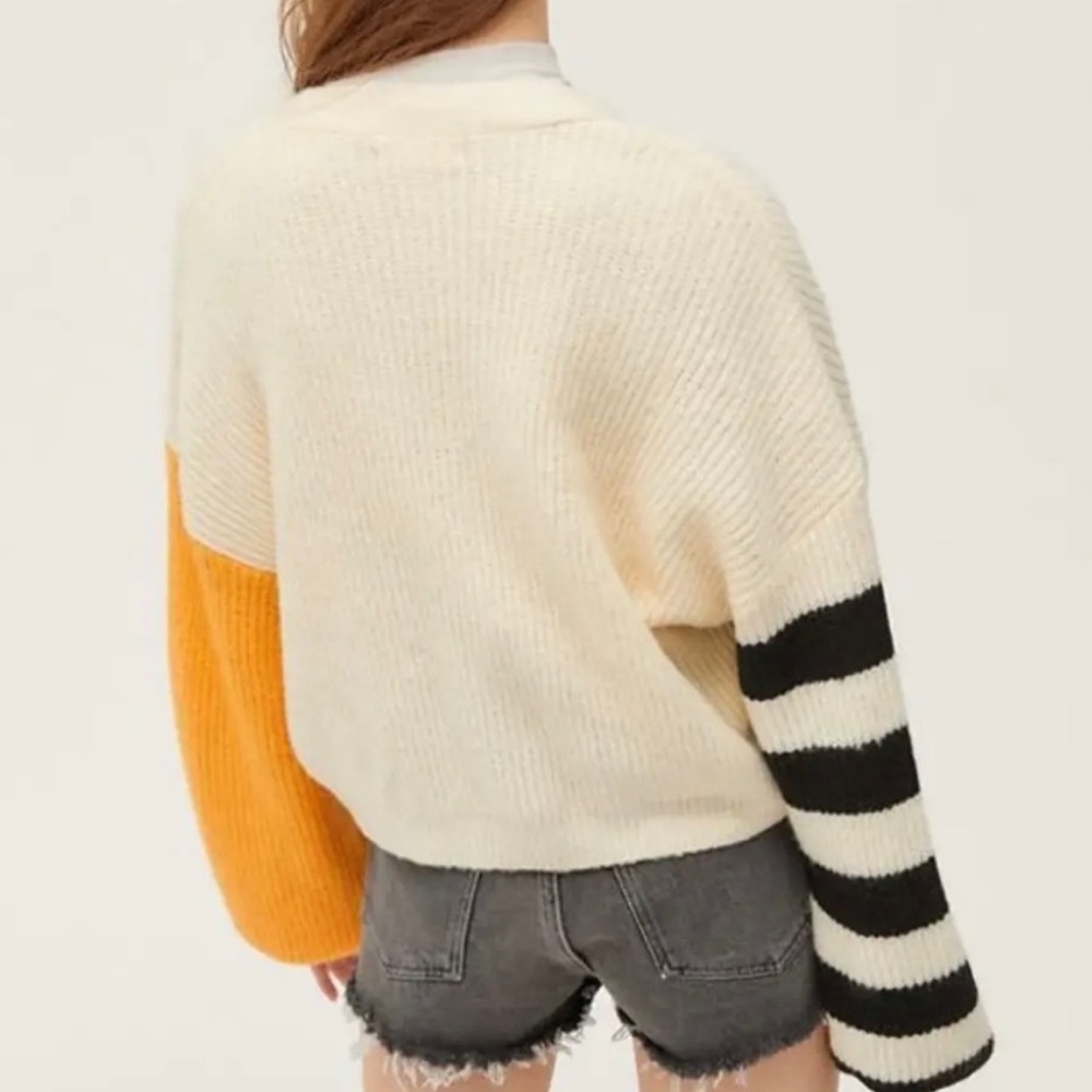 Urban Outfitters Piper Cream Slouchy Balloon Sleeve Gold Black Cardigan Size XS - Picture 4 of 14